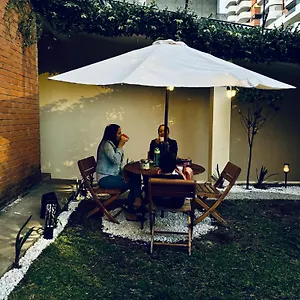 Nomad House Pensión Guatemala
